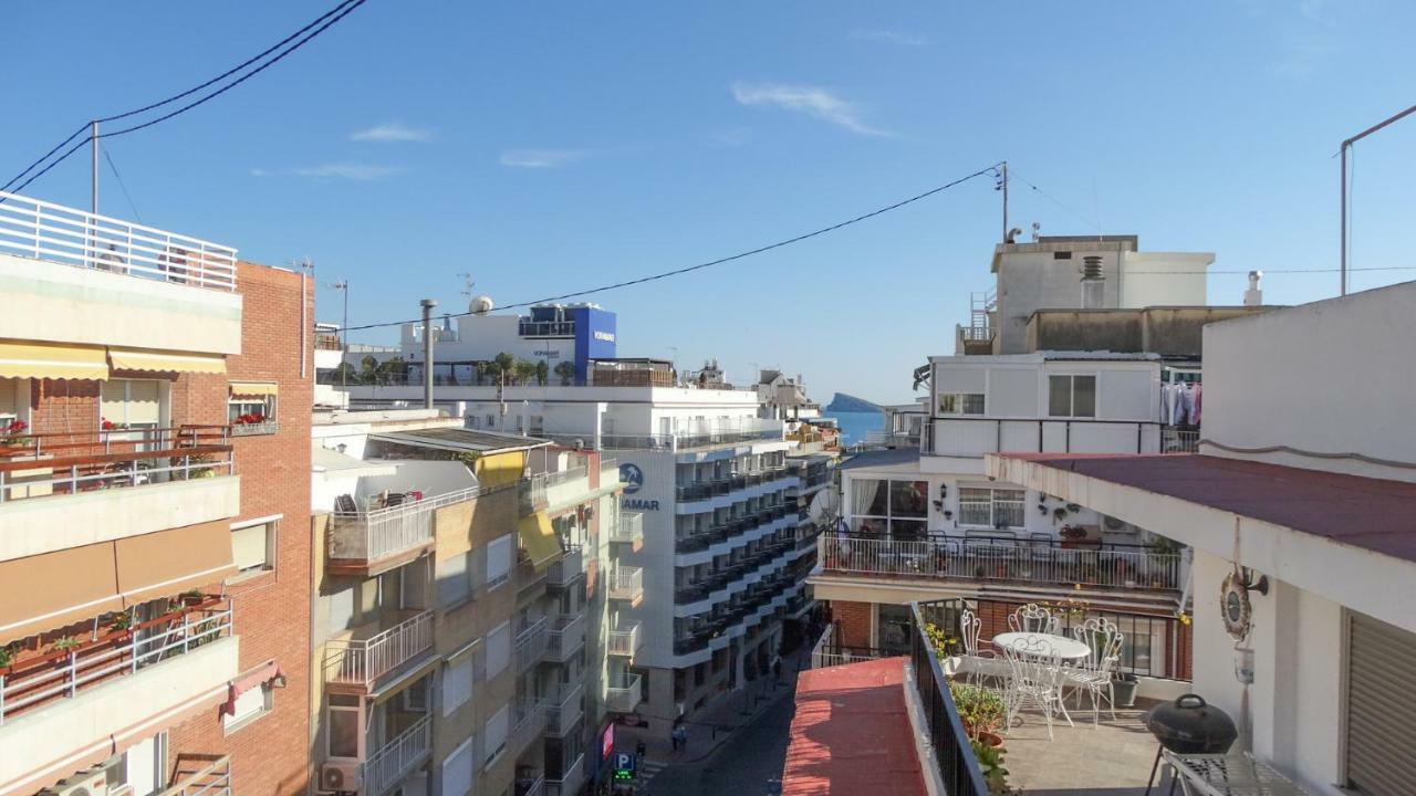 ベニドルムAtico Centro Almendros Trgアパートメント エクステリア 写真